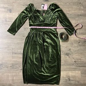 Vixen by Micheline Pitt. Velvet green dress. New with tags.